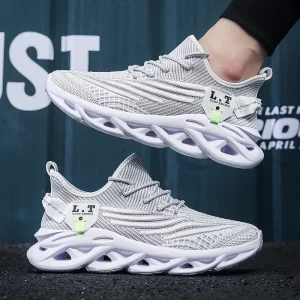 2025 New Fashion Ultra Light Plus Size Twist Soft Soled Student Running Shoes for Men 38-48 Plus Size Breathable Mesh Sneakers 1